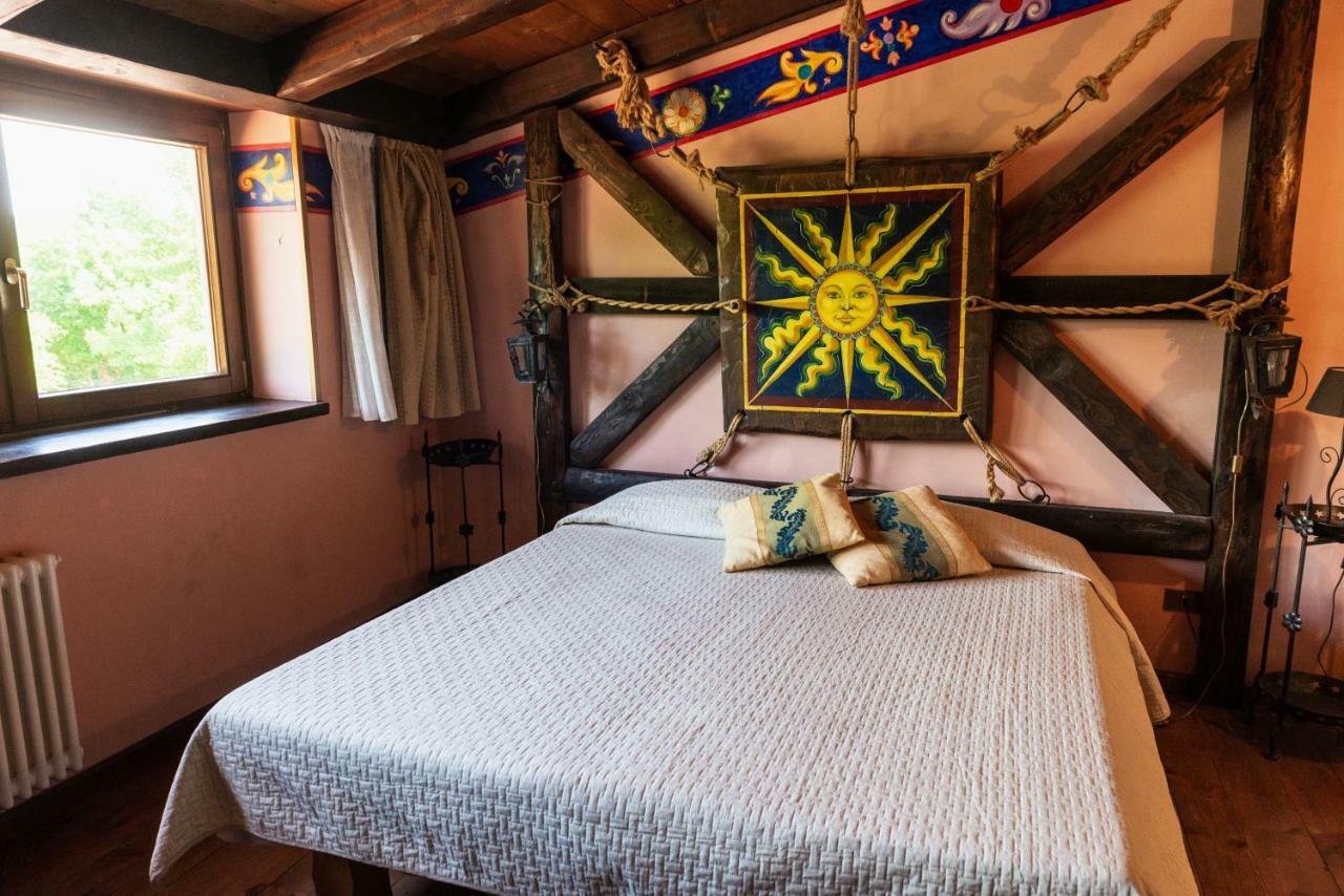 Agriturismo Mezzaluna Malchina 外观 照片