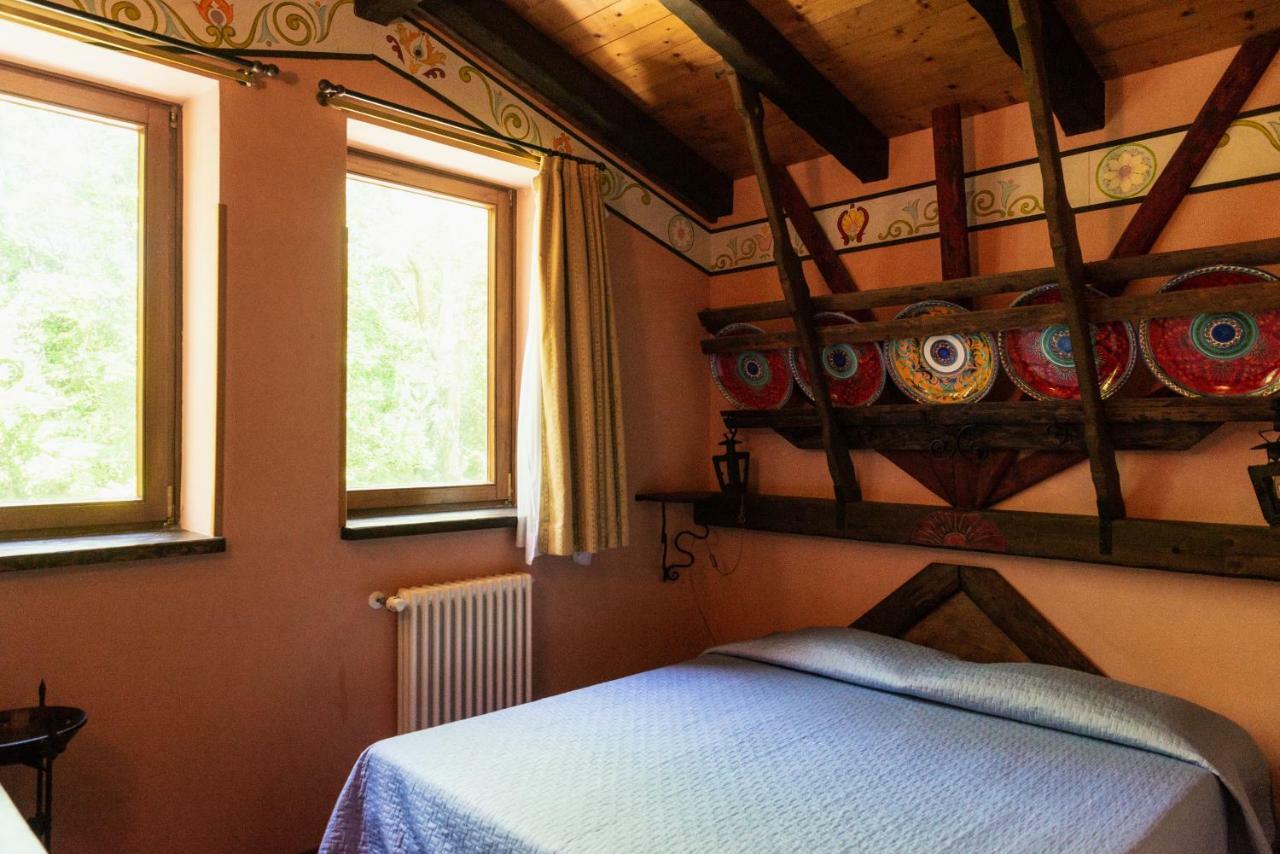 Agriturismo Mezzaluna Malchina 外观 照片